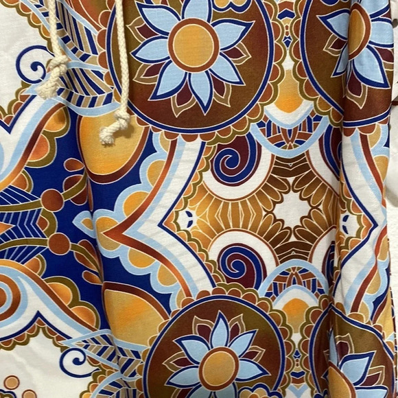 Women’s Oversized Tie Front Blouse Size Small - Picture 3 of 5